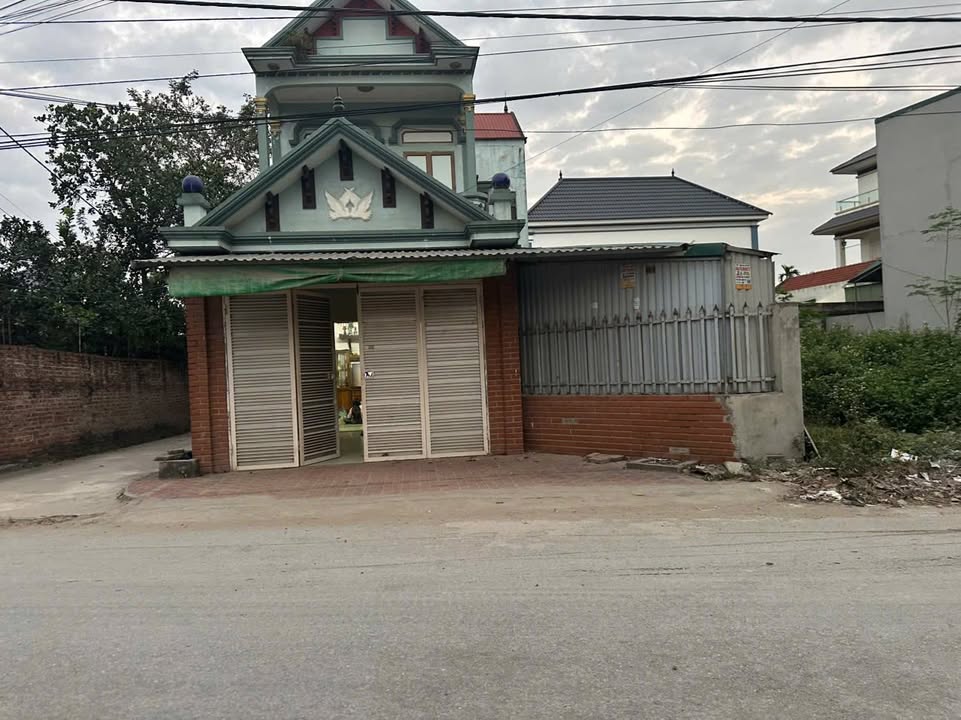 Nhà 2 tầng lô góc 138m² mặt đường DH45 Phạm Xá, Yên Mỹ - Đầy đủ tiện ích