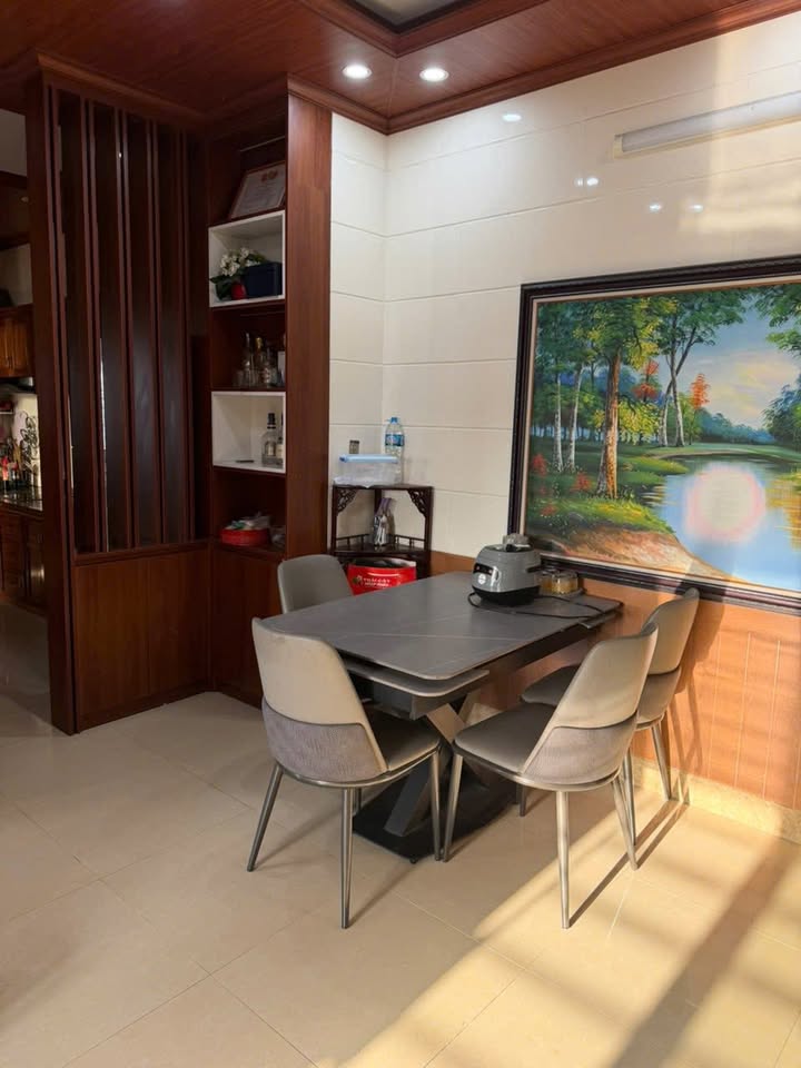 Căn hộ chung cư Hưng Thịnh TP Vinh 68m² giá 2.2 tỷ - Không gian sống lý tưởng!