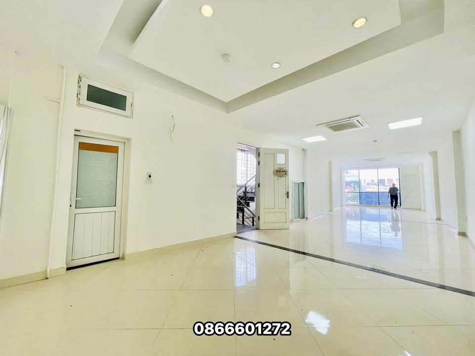Sàn văn phòng 95m² đường An Trạch, Đống Đa chỉ 14 triệu - Đẹp keng, vào ngay!