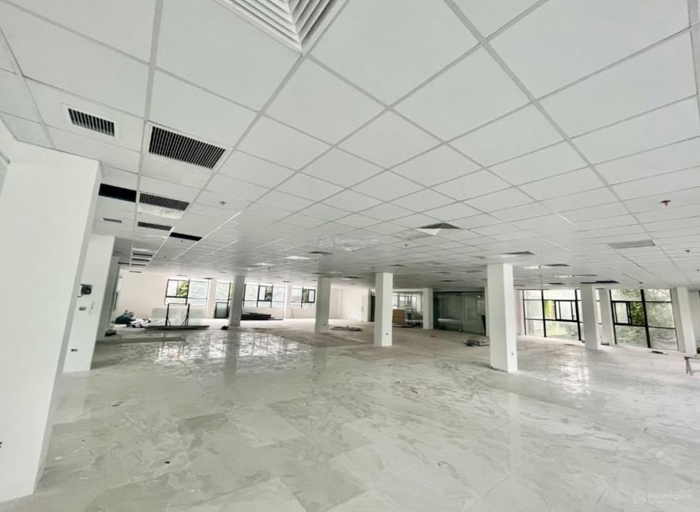 Mặt bằng cho thuê tại Nguyễn Trãi, Thanh Xuân 250m² - Kinh doanh thuận lợi, đông đúc!