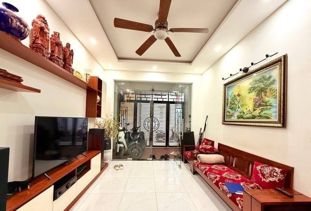 Nhà riêng Vương Thừa Vũ, Thanh Xuân 52m² giá 14.5 tỷ - Nhà đẹp, sẵn sàng ở ngay!