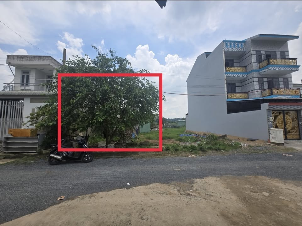 Đất nền Quận 9 160m² giá 10 tỷ - Đất VIP xây biệt thự ngay Vinhomes Grand Park!