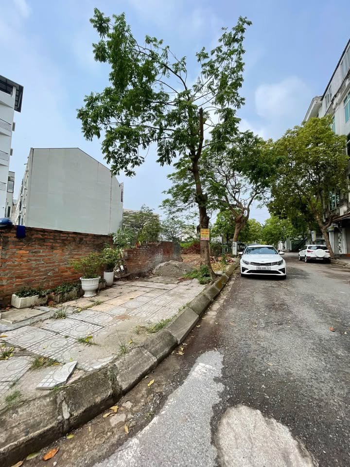 Bán nhà góc 185m² đường Bà Triệu, Liên Bảo, Vĩnh Yên - Kinh doanh mọi thứ!