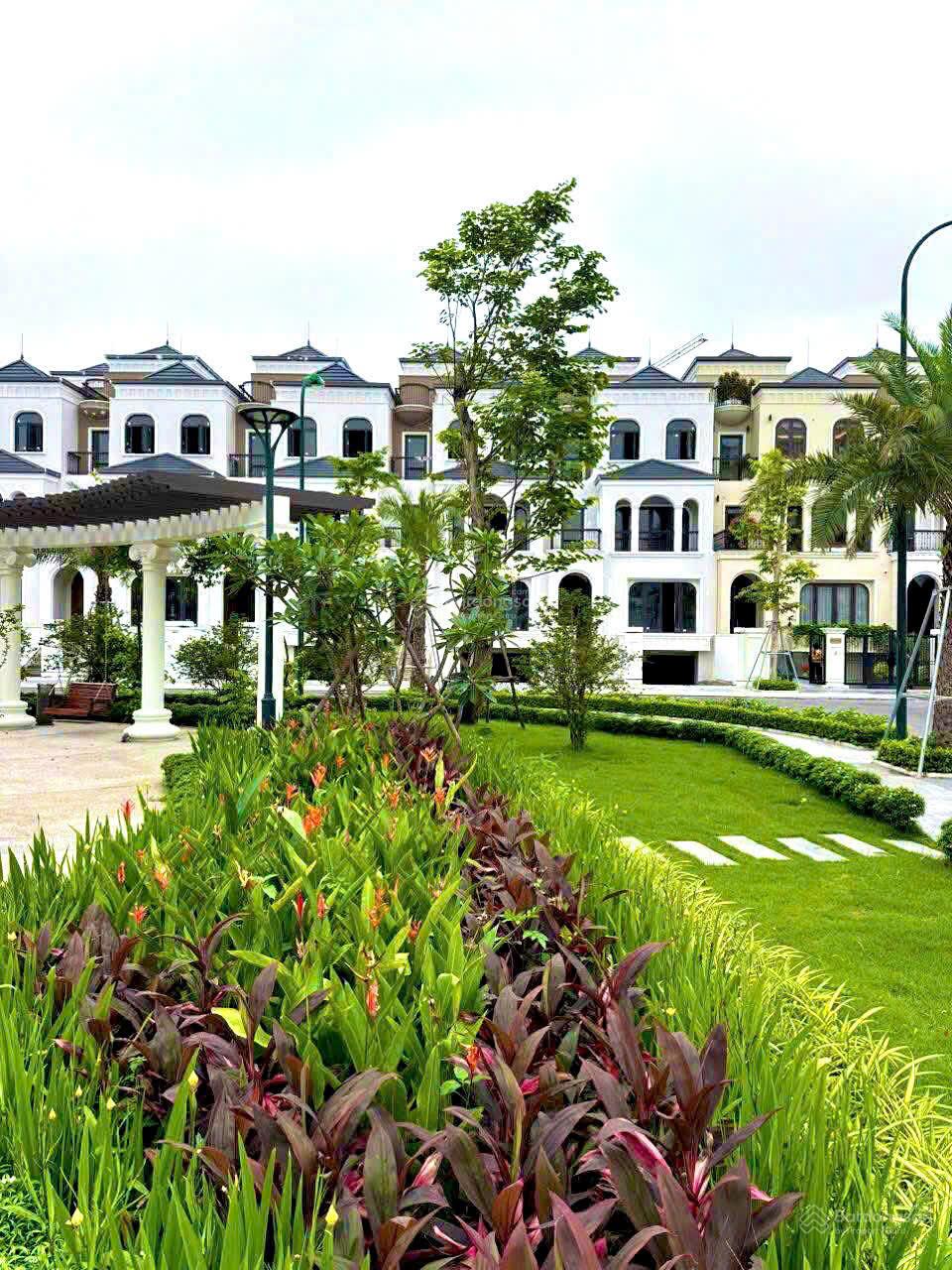 Biệt thự Tây Hồ 150m² giá 59 tỷ - Vị trí đắc địa, pháp lý rõ ràng!