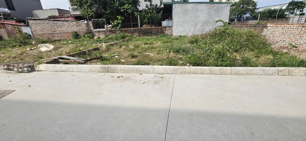 Đất thổ cư 80m² Hoàng Dương, Mai Đình giá 2.3 tỷ - Định cư lý tưởng cho công nhân!