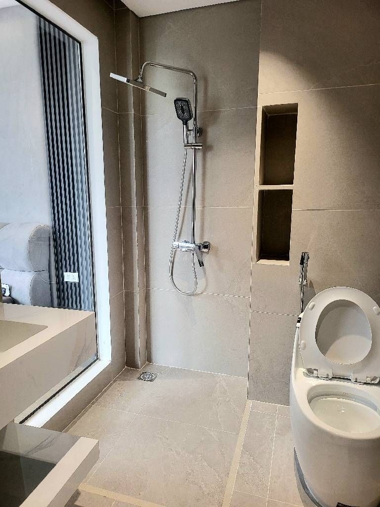 Nhà Ngọc Thụy Long Biên 37m² giá 14.7 tỷ - Lô góc thang máy, gara ô tô