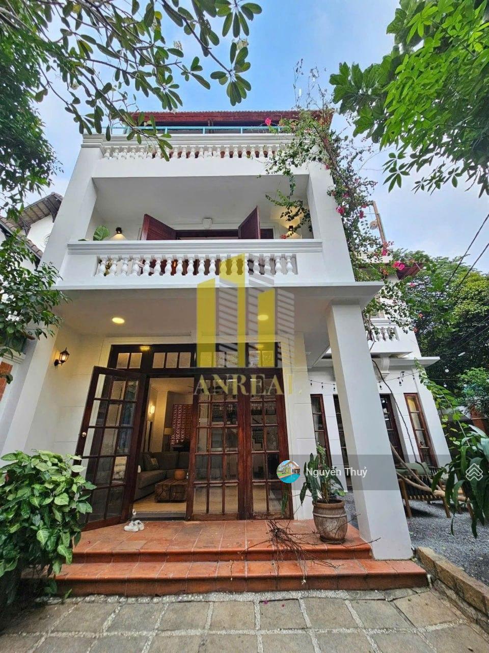 Biệt thự cho thuê đường Nguyễn Văn Hưởng 500m² giá 110 triệu - Phong cách sống đẳng cấp!