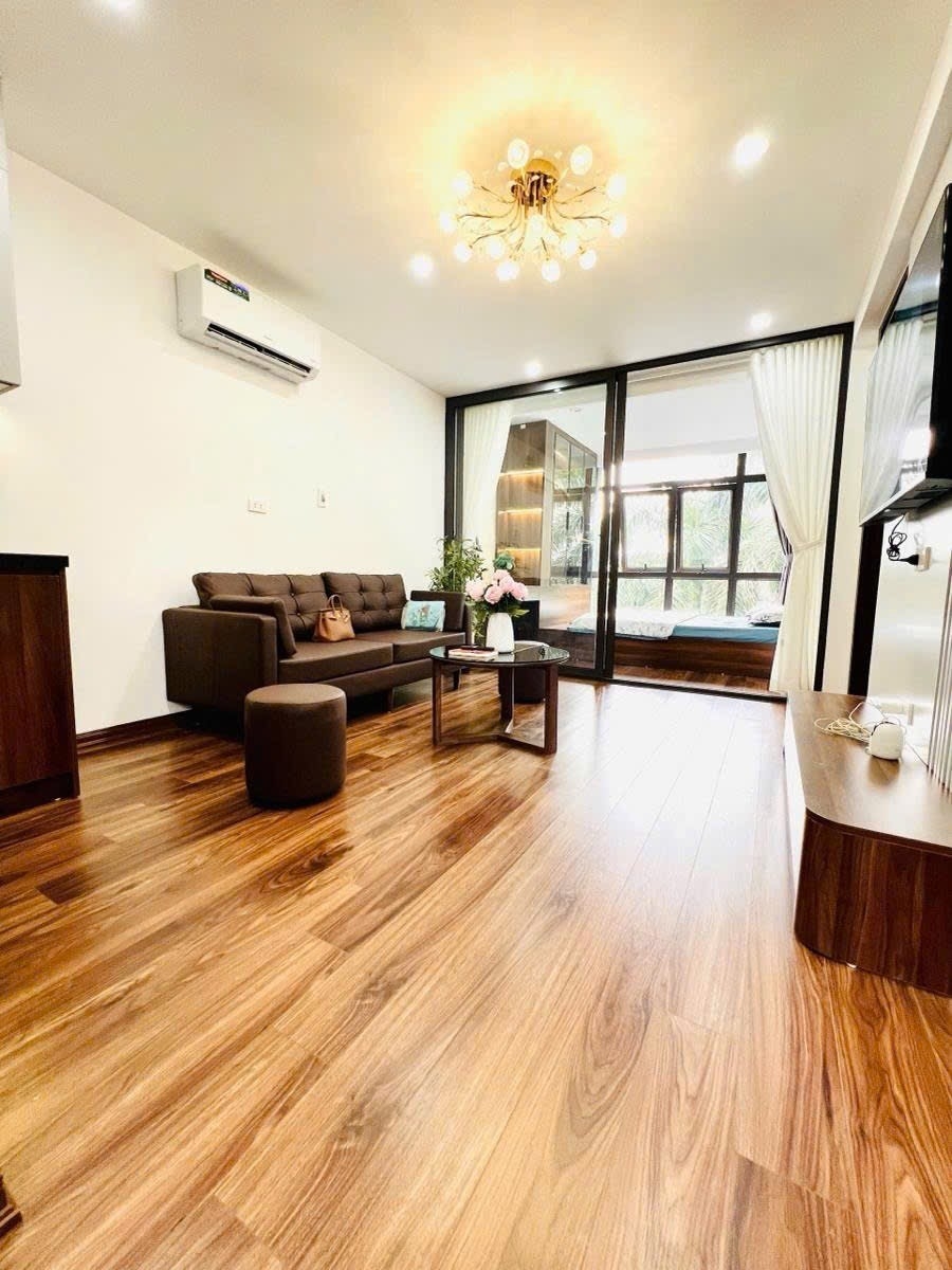 Căn hộ mặt phố Huỳnh Thúc Kháng, Đống Đa 80m² giá 5.19 tỷ - Nhà đẹp lô góc, ô tô đỗ tận nơi!