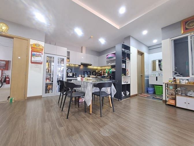 Căn hộ Ngọc Lan, Phú Thuận, Quận 7, 91m², giá 4.5 tỷ - Sổ hồng chính chủ, tiện ích đầy đủ!