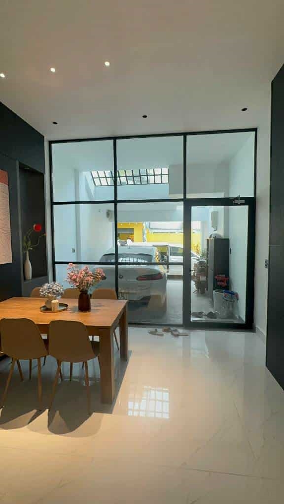 Nhà 6 tầng Phú Nhuận 75m² giá 14 tỷ - Nội thất xịn, vào ở ngay!