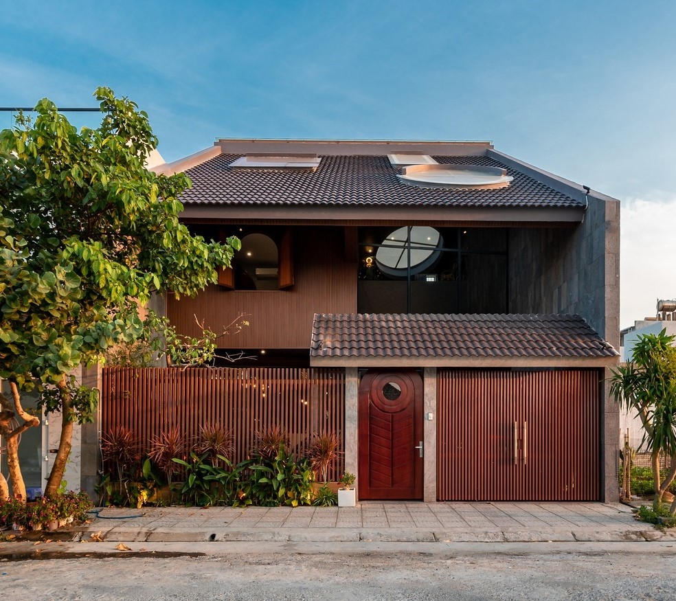 Biệt thự ven sông Ung Văn Khiêm 154m² giá 28 tỷ - Không thể bỏ lỡ!