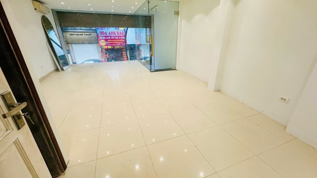 Cho thuê mặt bằng kinh doanh Thụy Khuê Tây Hồ 70m² giá 20 triệu - Nhà mới đẹp, thang máy