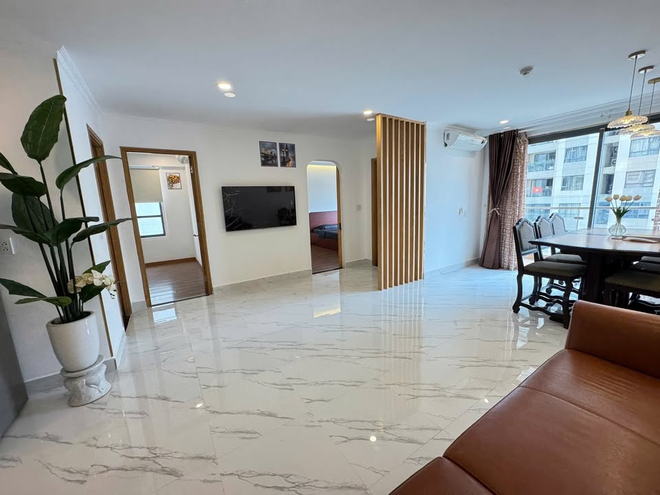 Căn hộ Gold View Quận 4 94m² giá 8.8 tỷ - Không gian sống lý tưởng!