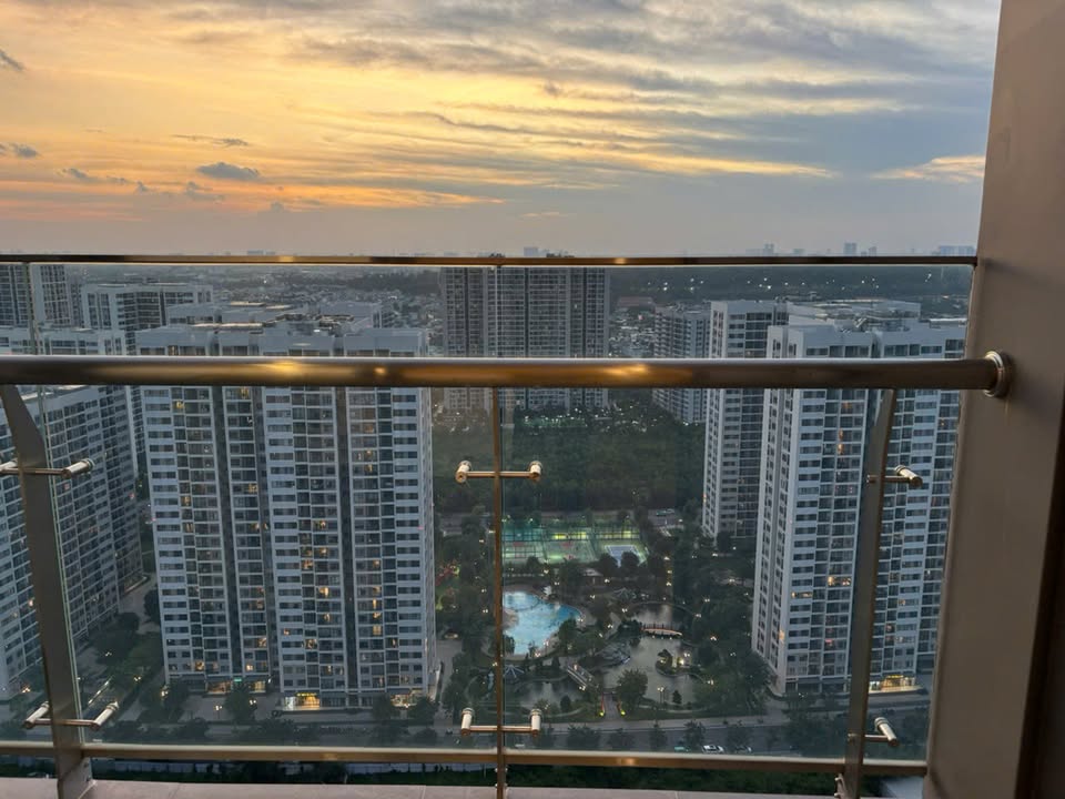 Căn hộ 2PN Vinhomes Grand Park, Quận 9 giá 10 triệu - Full nội thất, vào ở ngay!