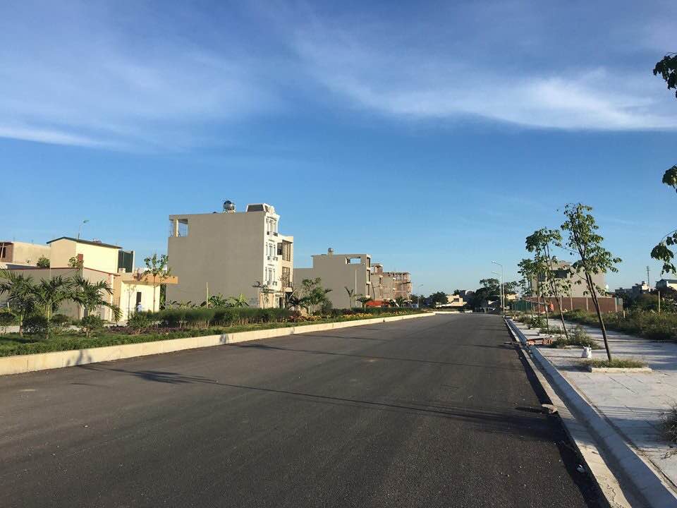 Đất nền mặt đường Âu Cơ, 100m² - Hướng Tây, giá bán thỏa thuận - Cơ hội đầu tư hấp dẫn!