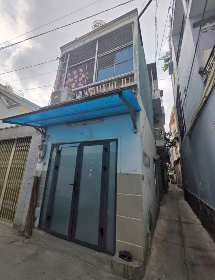 Nhà riêng Tân Bình 16m² giá 2.6 tỷ - Chính chủ, hẻm thông thoáng!