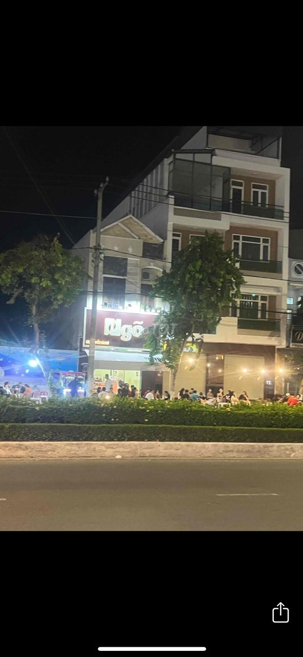 Nhà mặt tiền Nguyễn Văn Cừ, An Hoà, Ninh Kiều, Cần Thơ 100m² giá 15 tỷ - Vị trí đắc địa cho kinh doanh!