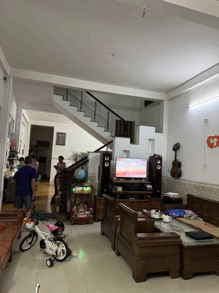 Nhà riêng Hòa Xuân Đà Nẵng 97m² giá chỉ 5 tỷ - Đường 5.5m, lề 3m