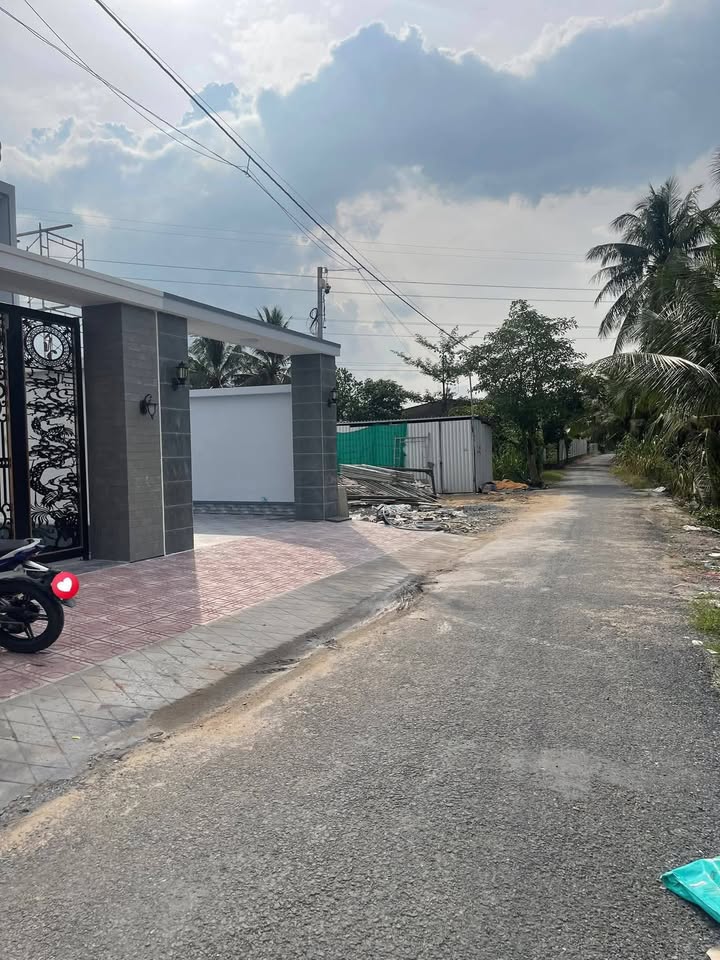 Nhà mới 100% tại Thân Đức, Đồng Tháp 190m² giá 2.4 tỷ - Sẵn sàng vào ở!