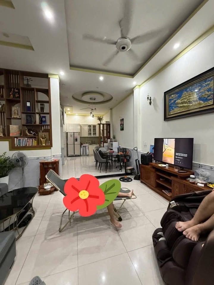 Nhà cho thuê Lê Thị Út Dĩ An 58m² giá 5.5 triệu - Chính chủ, nội thất cơ bản!