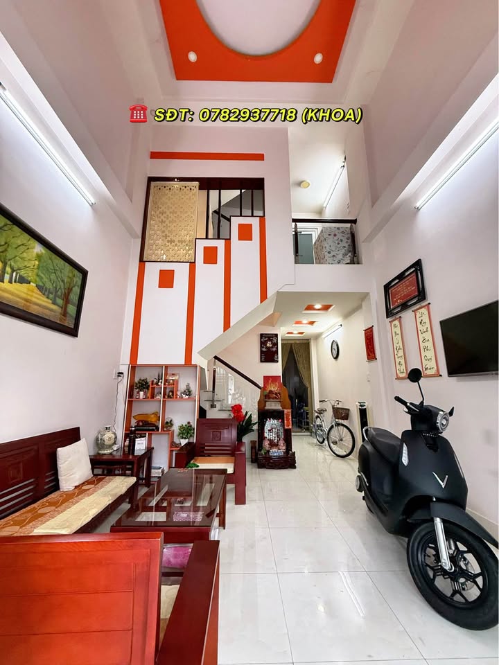 Nhà Mặt Tiền Bùi Thị Xuân, Sóc Trăng 48m² giá 2.8 tỷ - Thương lượng ngay!