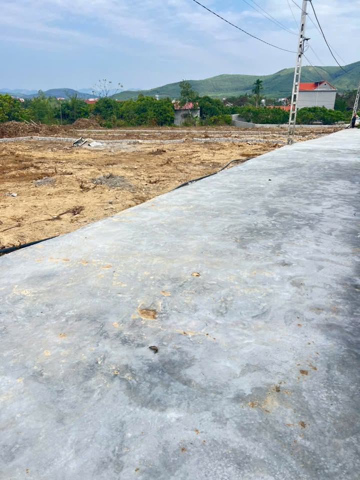 Đất nền Cương Sơn Lục Nam 300m² giá tốt - Mặt tiền 12m, vị trí đắc địa!