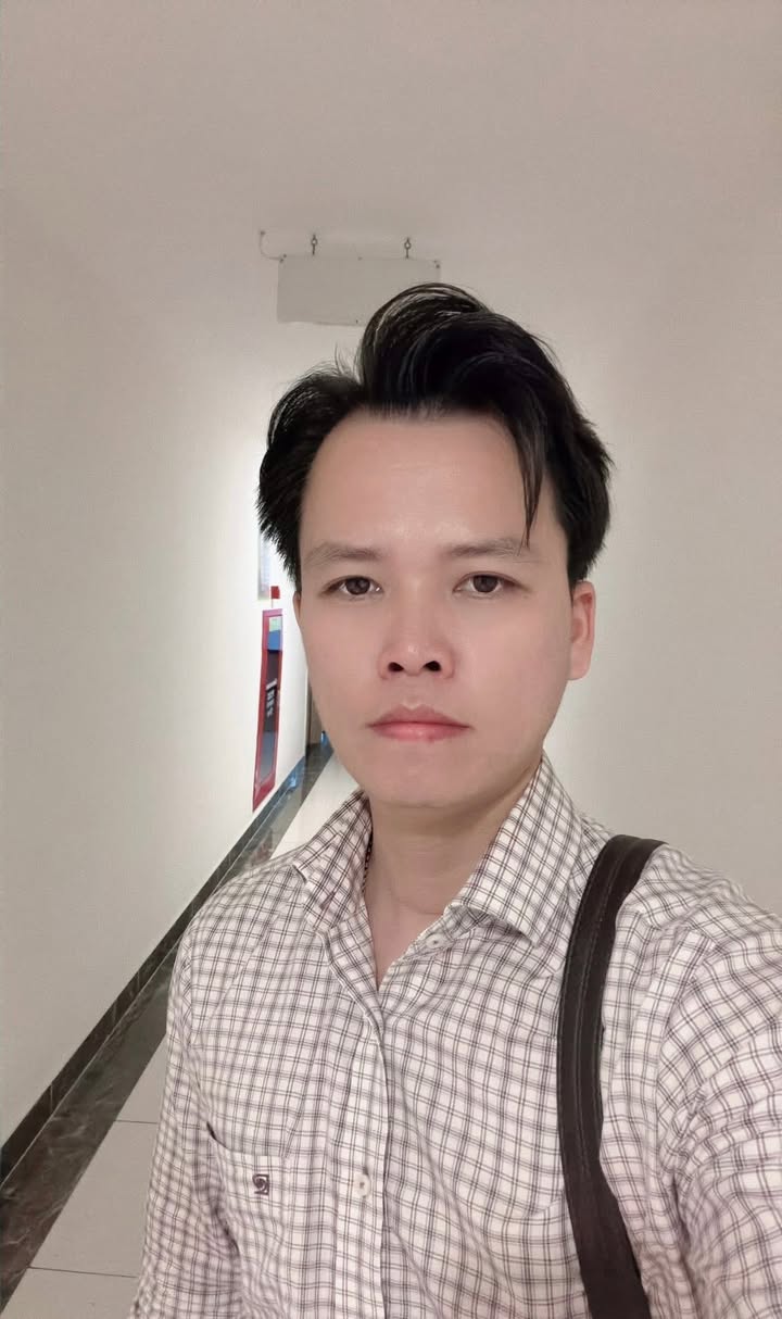 Căn hộ Vinhomes Grand Park Thủ Đức 61.5m² giá 2.9 tỷ - Sổ hồng chính chủ, nội thất đầy đủ!