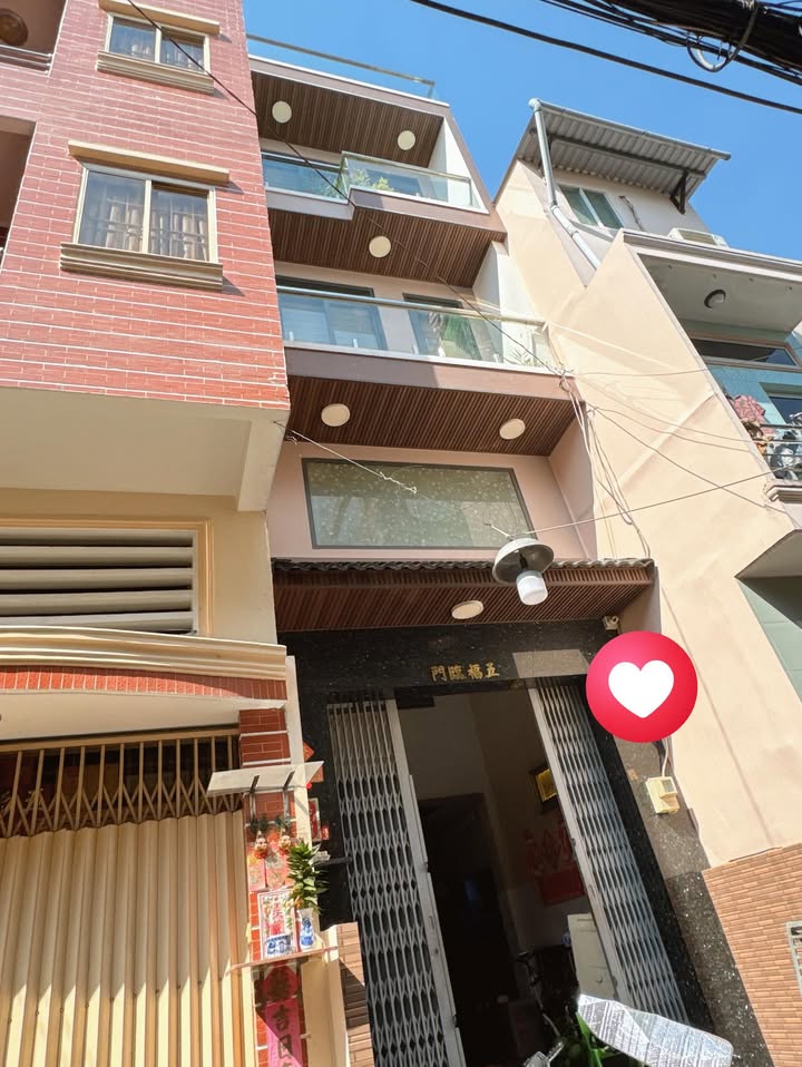 Nhà phố Phạm Văn Chí, Quận 6, 42m² giá 7 tỷ - Thiết kế hiện đại, sẵn sàng vào ở!