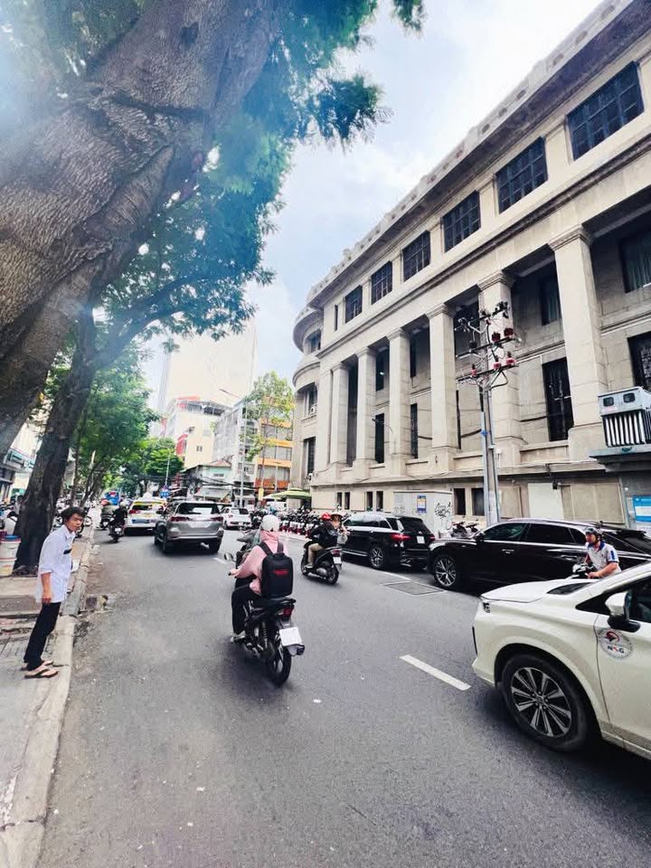 Nhà mặt phố Pasteur, quận 3, 68m² giá 15 tỷ - Vị trí vàng cho thương hiệu nổi tiếng!