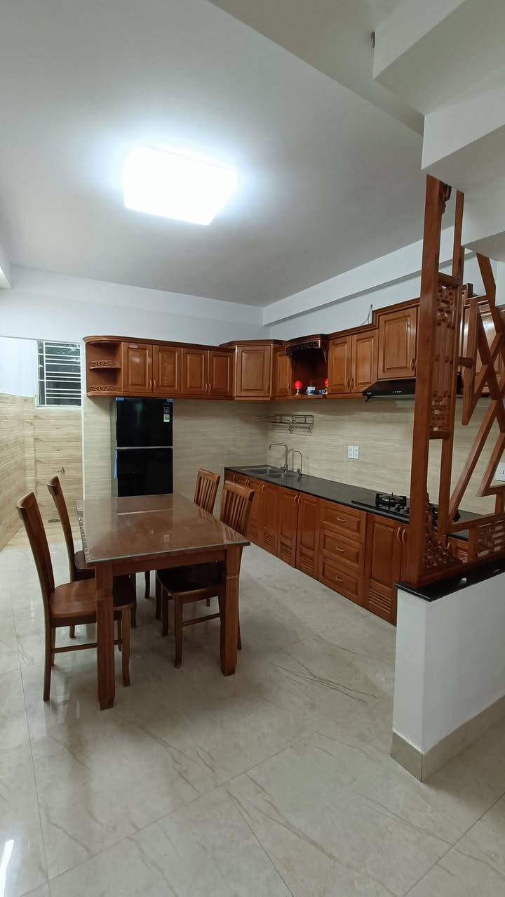 Nhà 3 tầng tại Nguyễn Hoàng Đà Nẵng 70m² giá 4.5 tỷ - Chính chủ thương lượng ngay!