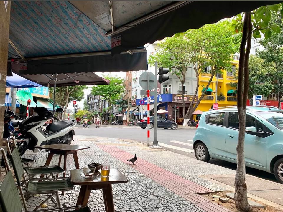 Mặt bằng cho thuê Hải Châu Đà Nẵng 230m² giá 80 triệu - Khu vực kinh doanh sầm uất!