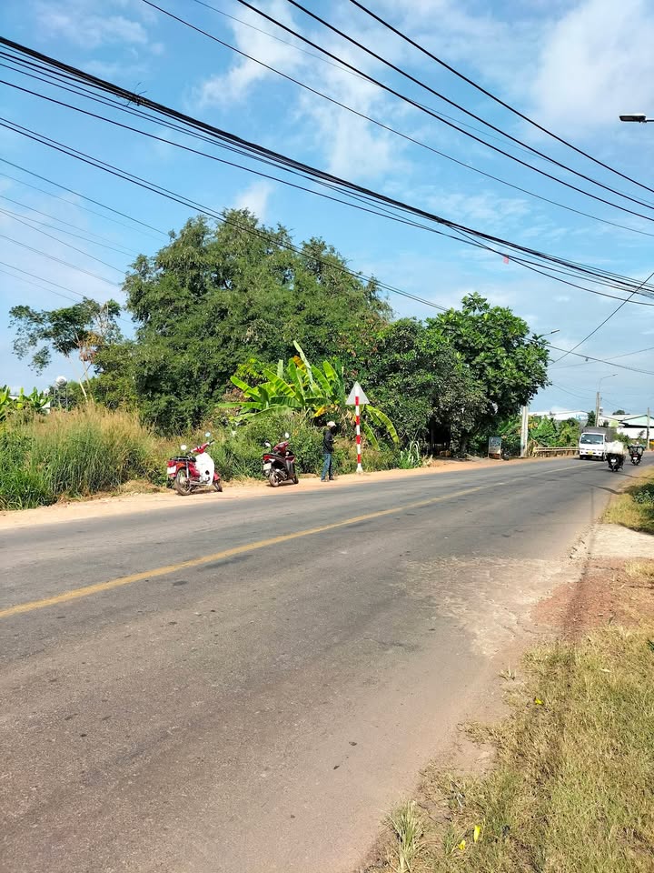 Đất thổ cư mặt tiền đường 762, xã Bàu Hàm Mới, Trảng Bom 1950m² - Đầu tư sinh lời ngay!