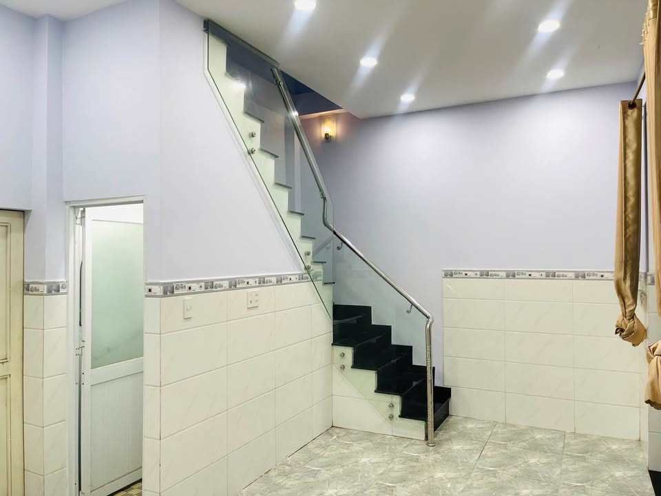 Nhà riêng Hiệp Bình Phước Thủ Đức 30m² giá 2.6 tỷ - Sổ hồng riêng, dọn vào ở ngay!