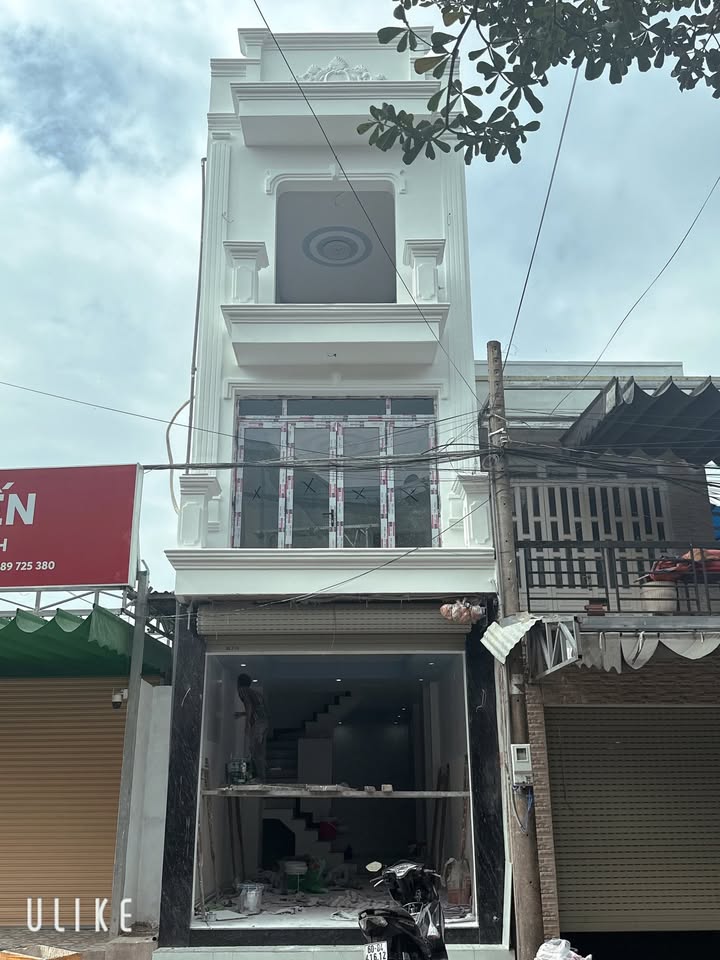 Nhà phố 1 trệt 2 lầu đường Lý Văn Sâm, 52m² giá 5.6 tỷ - Khu VIP Sunshine KDC Long Châu