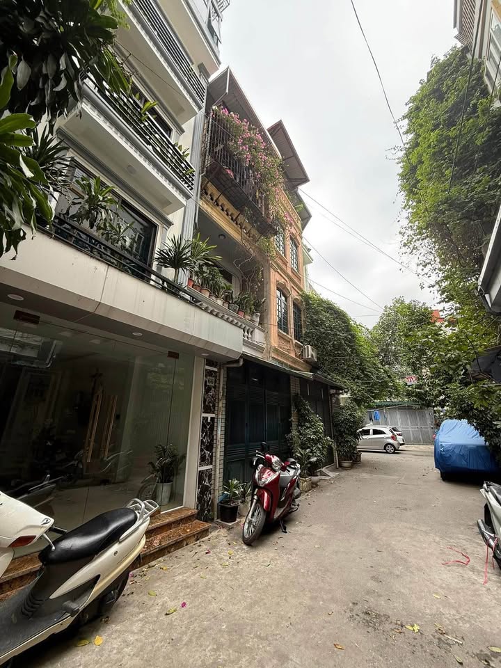 Nhà đẹp Lãng Yên, Hai Bà Trưng 24m² giá 13.8 tỷ - Thiết kế hiện đại, thang máy