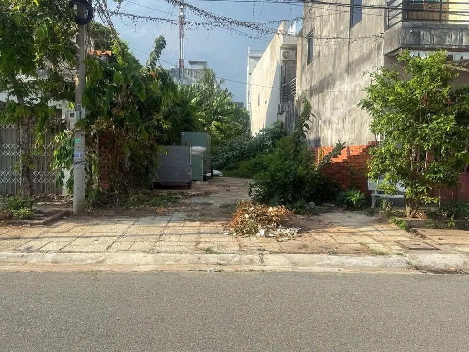 Đất nền 2 mặt tiền Vũ Trọng Phụng, Long Hương 225m² giá 6.5 tỷ - Cơ hội đầu tư hiếm có!