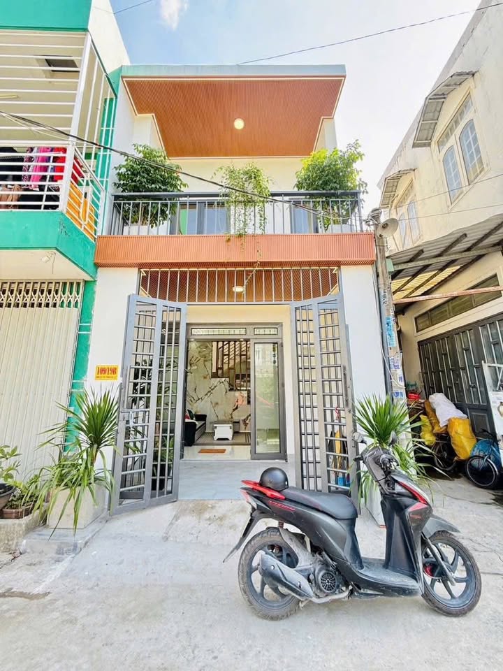 Bán nhà quận 12 - 54m² giá 4.85 tỷ - Hẻm ô tô 6m, chính chủ!