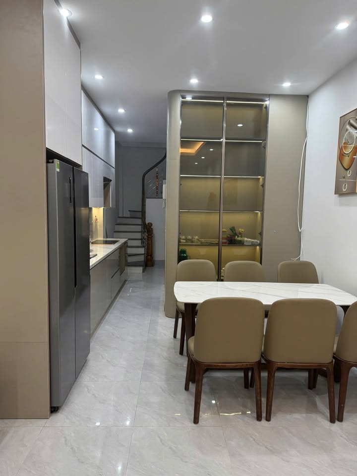 Nhà cho thuê 55m² tại Bồ Đề Long Biên - Full đồ mới, giá 16.5 triệu/tháng!
