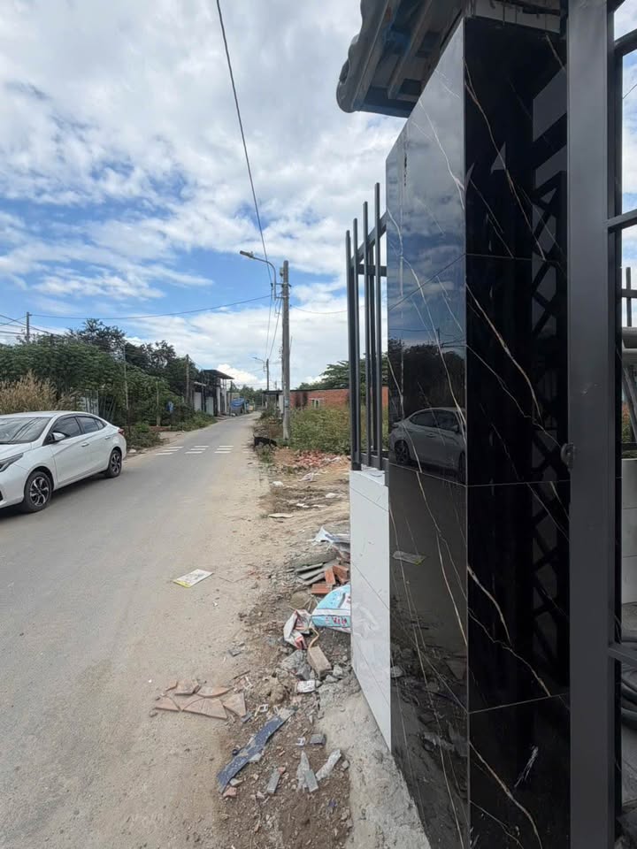 Đất thổ cư An Tây, Bến Cát 62m² giá 1.3 tỷ - Vị trí đắc địa ngay sát KCN Rạch Bắp!