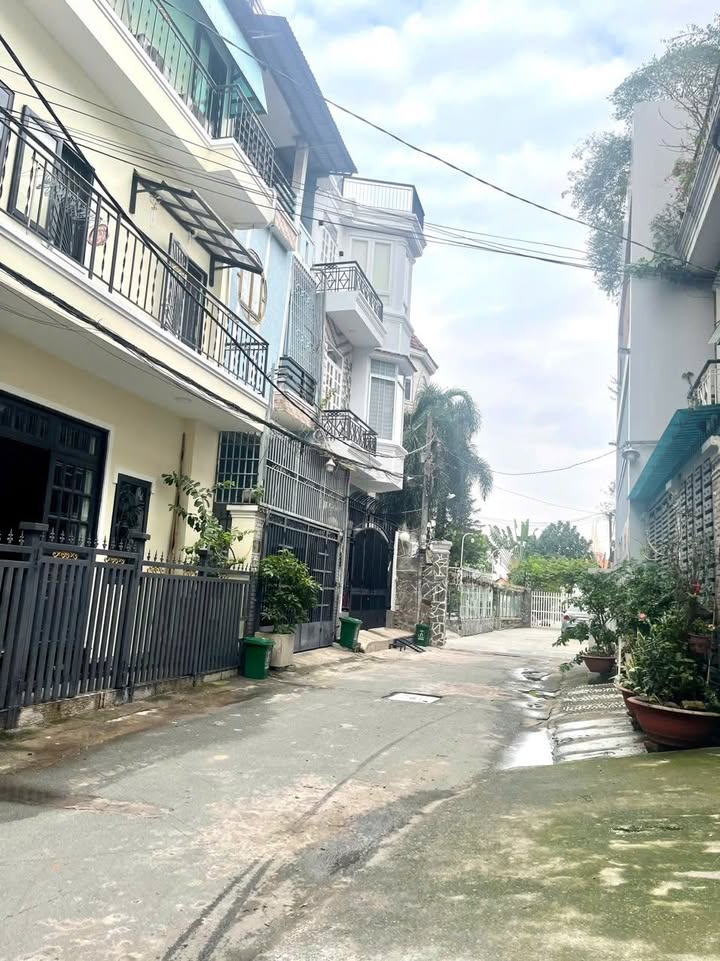 Nhà 4 tầng KDC Bình Lợi F13 Bình Thạnh 142m² giá 20.98 tỷ - Cơ hội hiếm có!