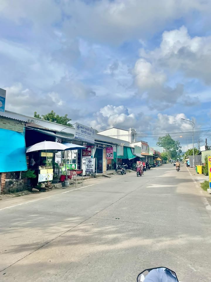 Đất nền Cửa Dương Phú Quốc 150m² giá 900 triệu - Sổ hồng chính chủ, đầu tư tuyệt vời!