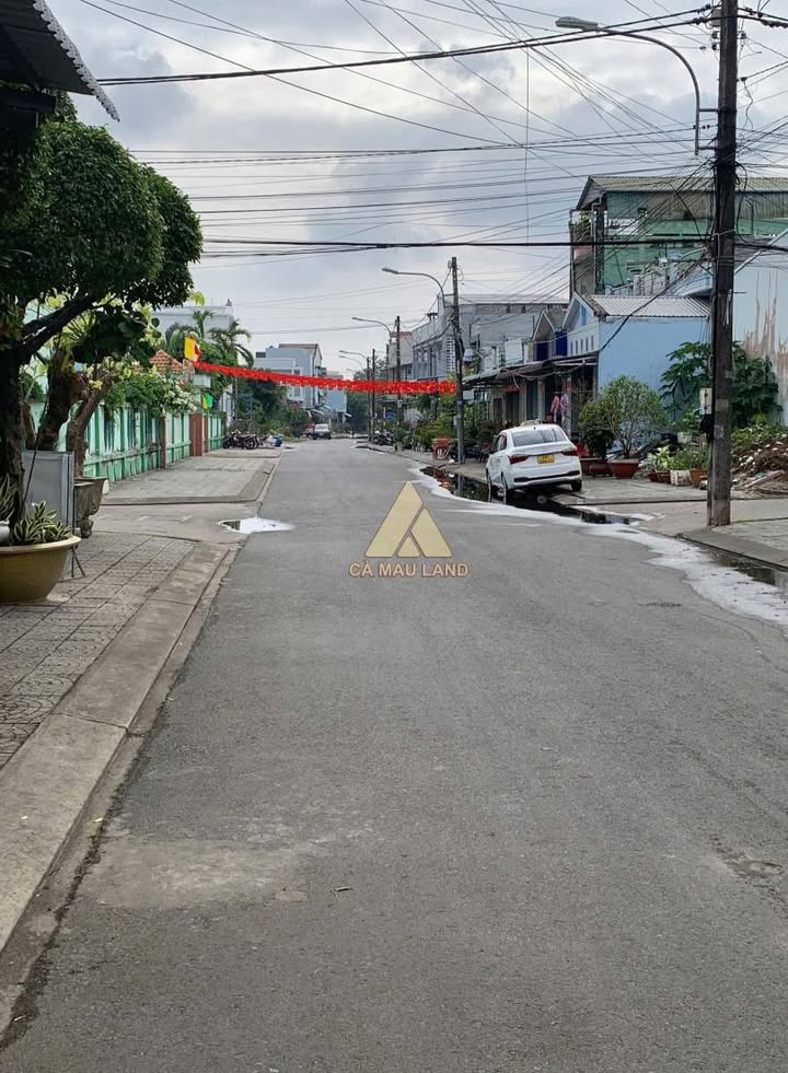 Nhà 2 tầng tại hẻm H6, Lý Văn Lâm, Cà Mau 64m² giá 1.2 tỷ - Sổ hồng chính chủ!