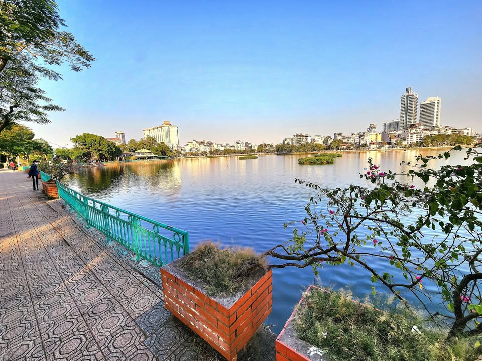 Nhà mặt phố Trúc Bạch - Ba Đình 48m² giá thỏa thuận - Cơ hội sở hữu hiếm có!