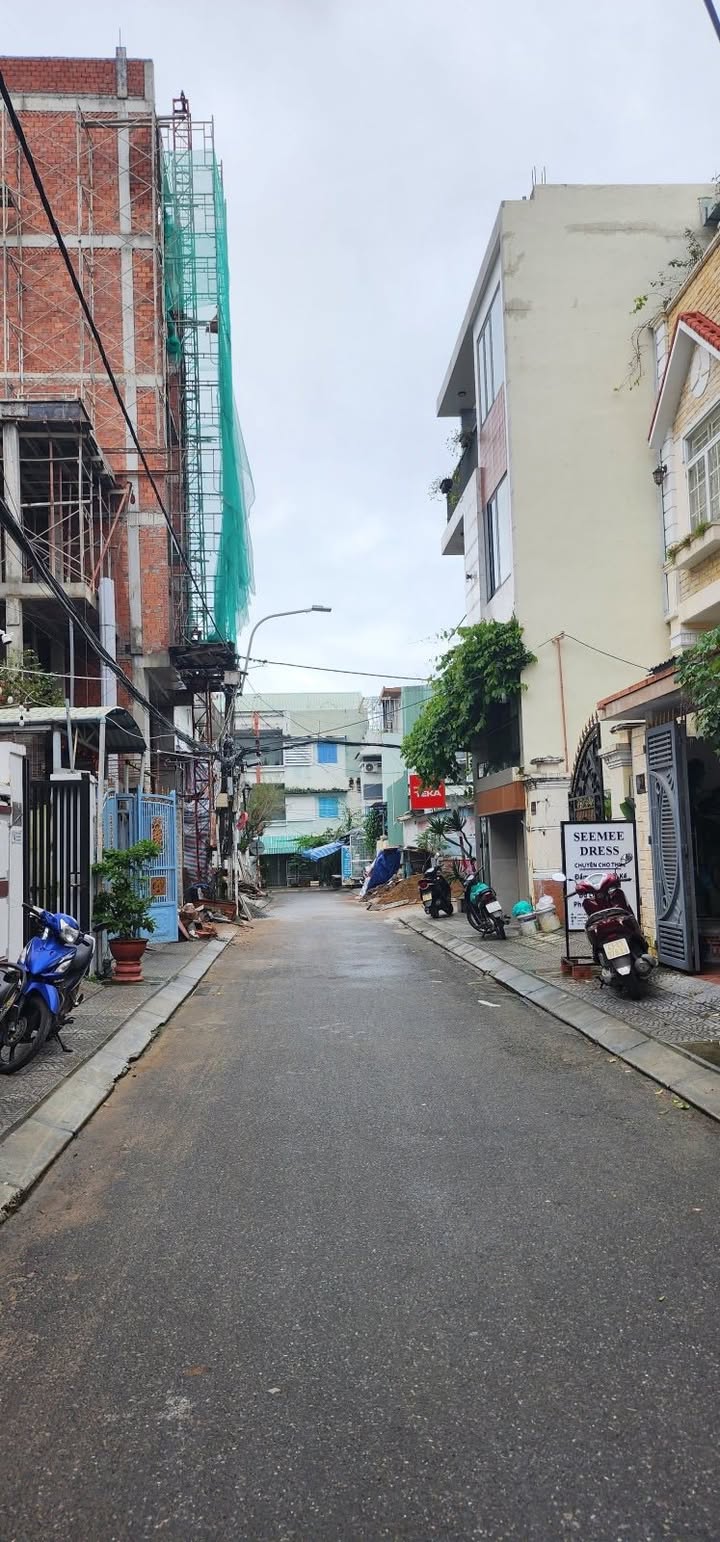 Bán nhà FrontHouse 3 tầng đường Châu Thượng Văn 97m² giá 7 tỷ - Sổ đỏ chính chủ!