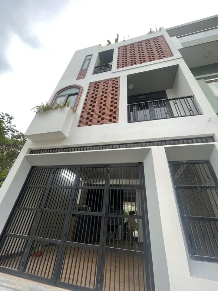 Phòng trọ quận 12, 20m² giá 2.2 triệu - Tự do giờ giấc, không chung chủ!