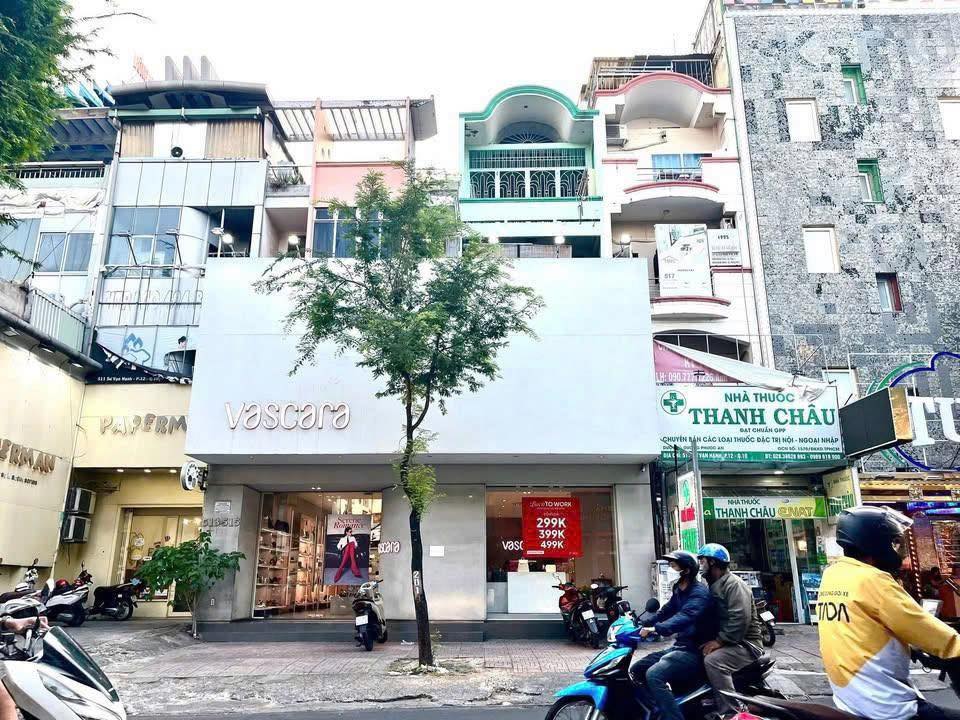 Cho thuê nhà NC 2 mặt tiền đường Sư Vạn Hạnh, quận 10, diện tích 216m² - Thích hợp kinh doanh đa ngành!