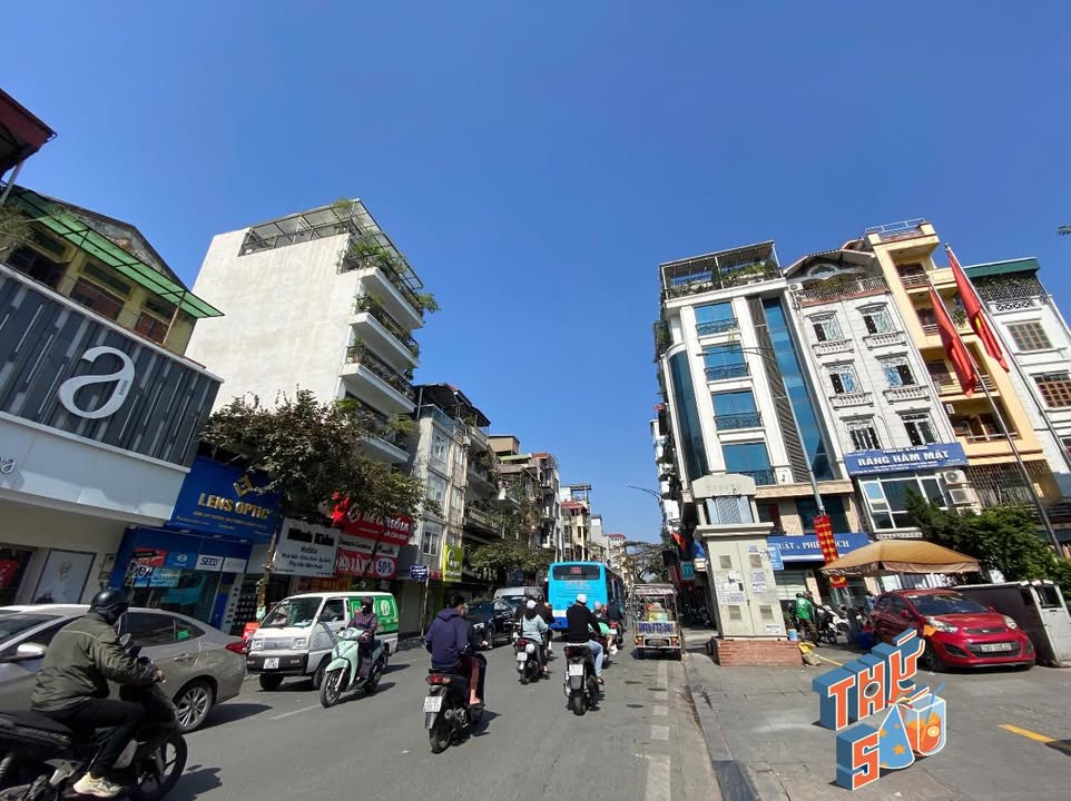 FrontHouse Bạch Mai 100m² giá 4 tỷ - Kinh doanh ngay!