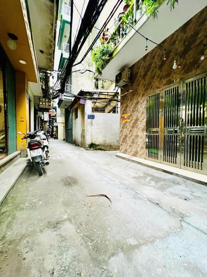 Nhà phố Kim Mã 51m² giá 10.8 tỷ - Vị trí đắc địa trung tâm Ba Đình!