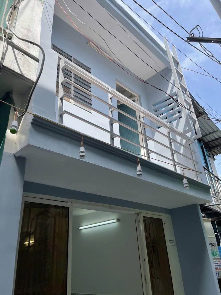 Nhà cho thuê gốc 2 mặt tiền Hẻm Quang Trung P11, Gò Vấp - Diện tích 40m², giá chỉ 5 triệu/tháng!