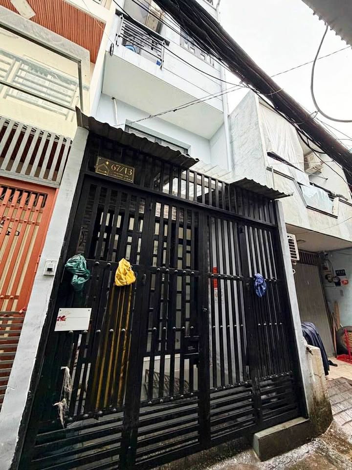 Nhà 4 Tầng Quận 7 30m² giá 4.5 tỷ - Sổ hồng hoàn công, cho thuê 10 triệu/tháng!